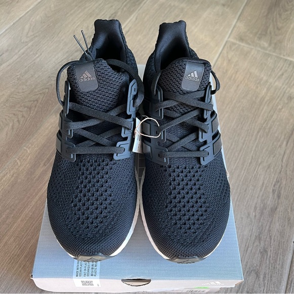 adidas Men's Ultraboost 5.0 DNA Shoes - Picture 3 of 8